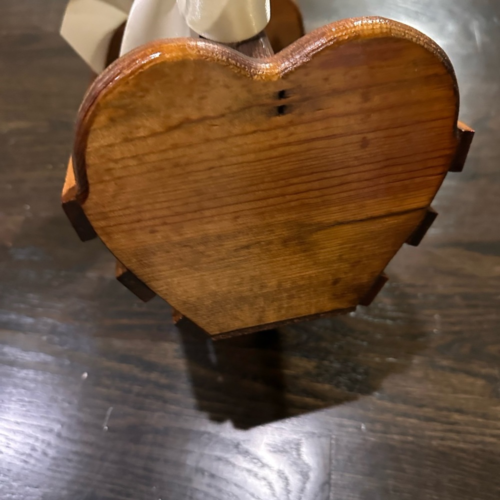 Vintage Wooden Heart Basket Storage Guest Desk Office catch-all kitchen - Picture 6 of 11